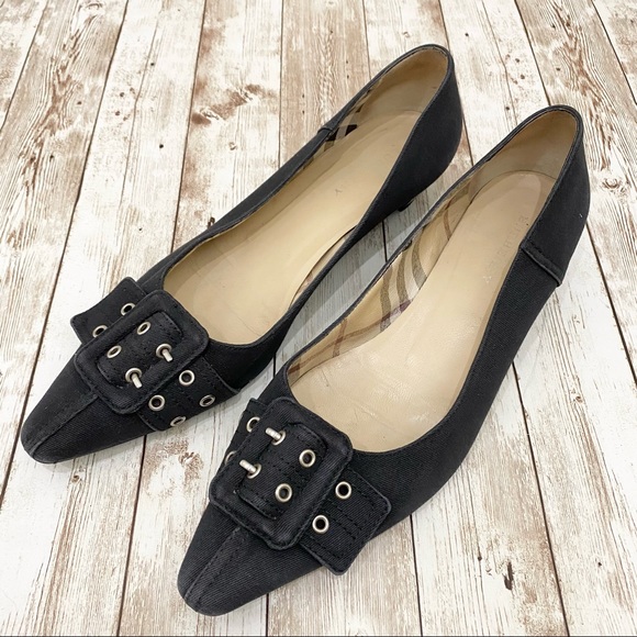 Burberry Shoes - Vintage Burberry Fabric Pointy Shoes 9.5